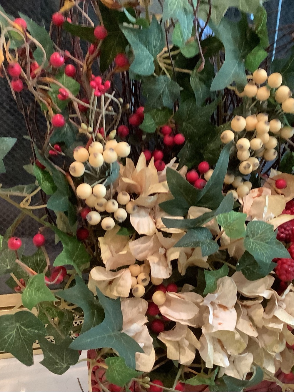 Winter Holiday Basket By Valerie Parr Hill - Picture 7 of 7